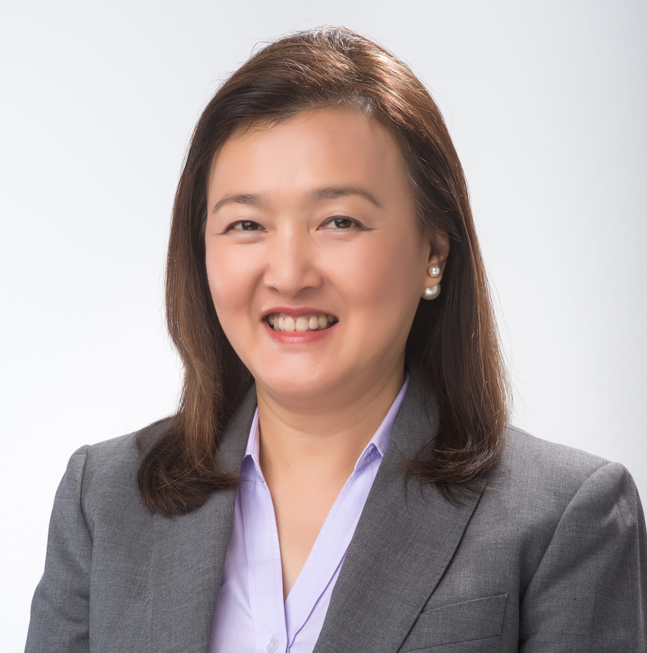 Ms-Isabella-Huang-Loh-SEC-Chairman-2-scaled